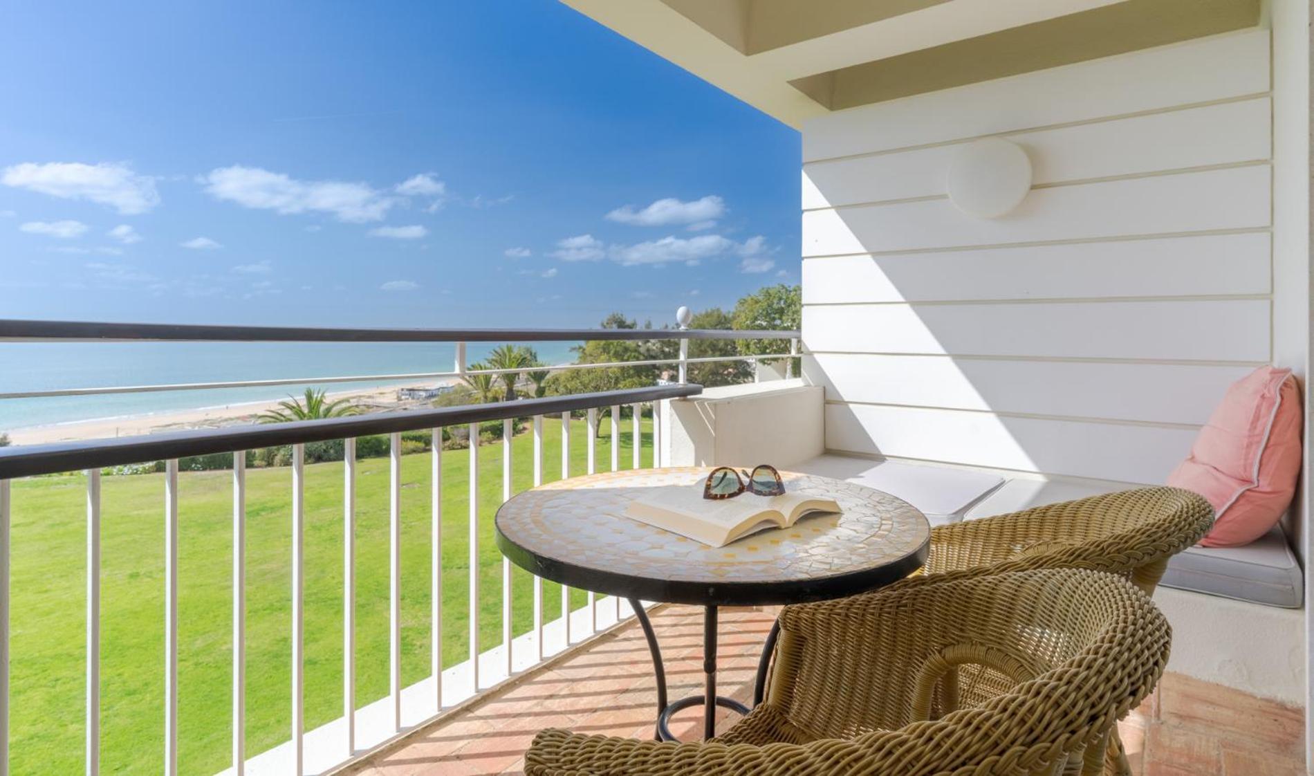 Pestana Alvor Praia Premium Beach & Golf Resort Εξωτερικό φωτογραφία A balcony