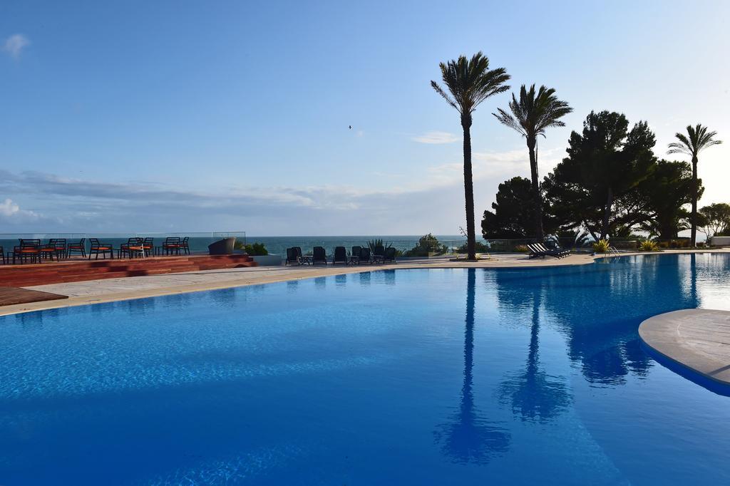 Pestana Alvor Praia Premium Beach & Golf Resort Εξωτερικό φωτογραφία A swimming pool in Tunisia